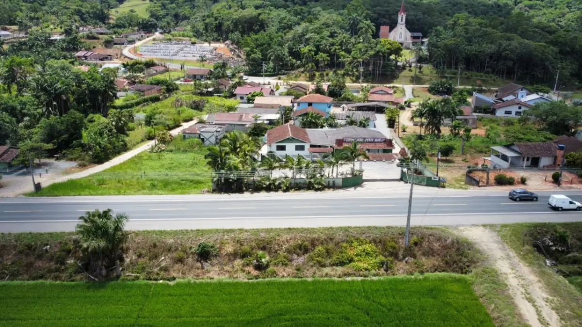 Imóvel Comercial em frente a SC-108, em Massaranduba - SC