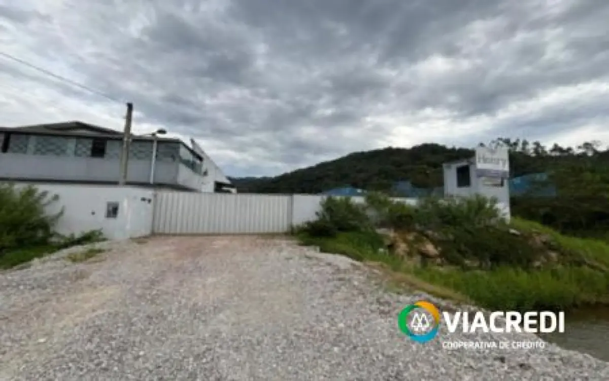 LOTE 001