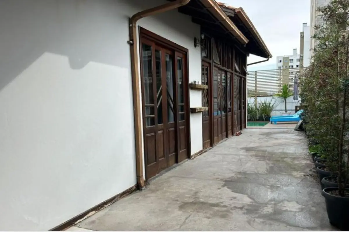 LOTE 001