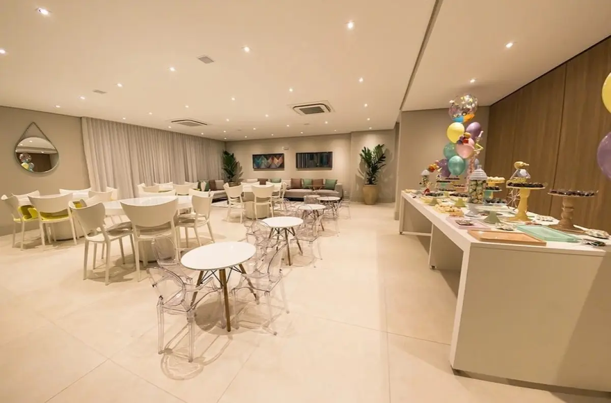 LOTE 0002 - Apartamento de n°1112, 11º pavimento, do Residencial Plaza Monet e suas garagens