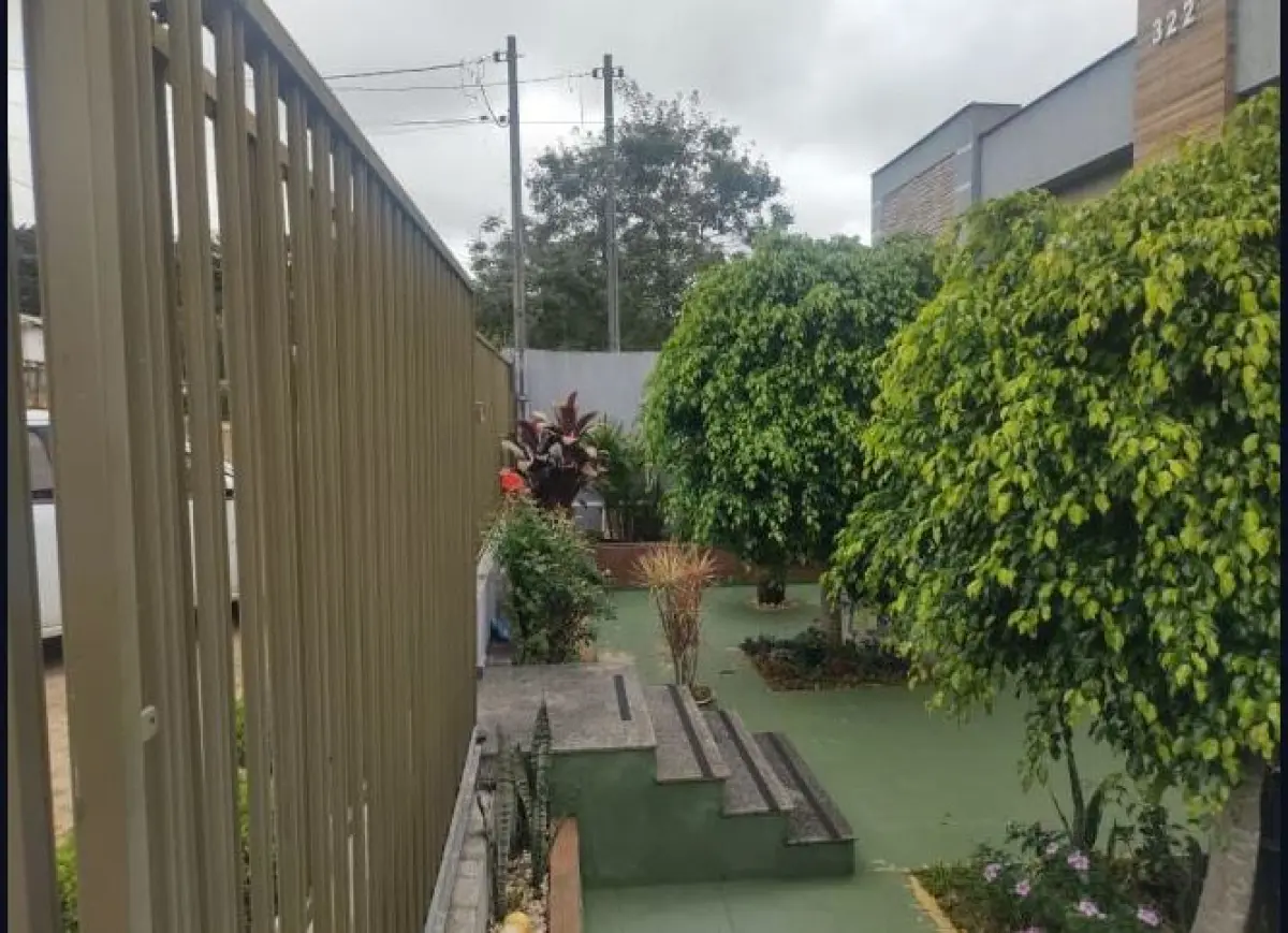 LOTE 0025 - Imóvel na Rua Henrique Ligeski, 322,Uvaranas, em Ponta Grossa / PR