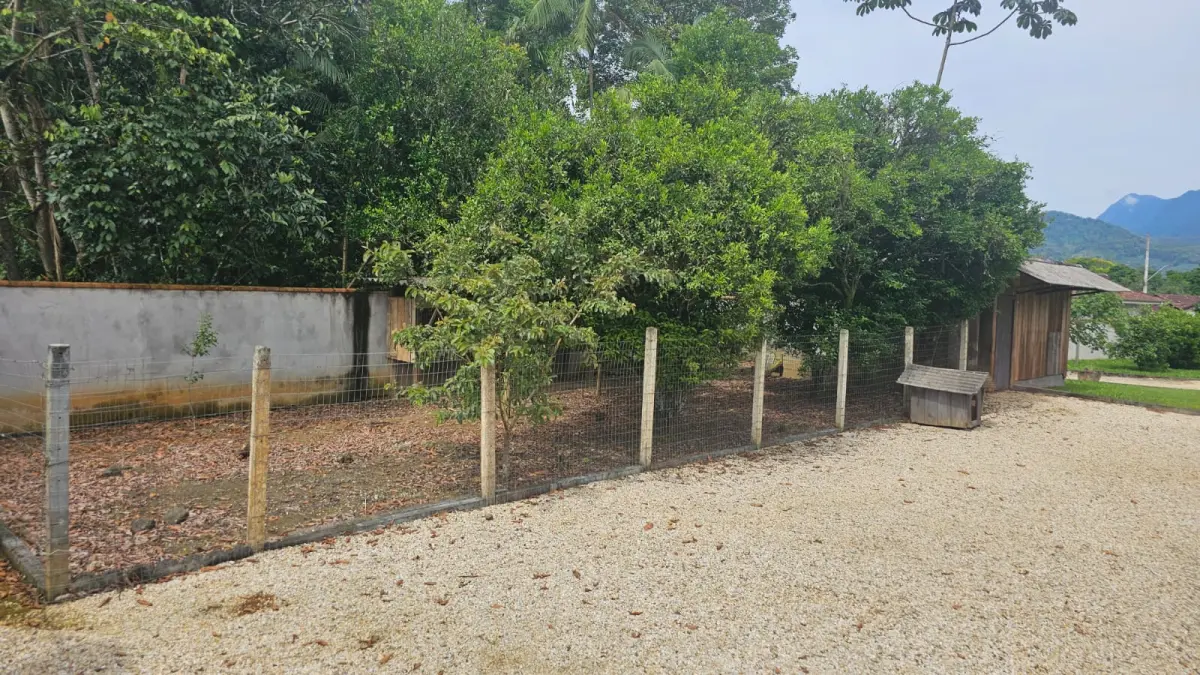 LOTE 005 - Casa Residencial na Rua Marechal Castelo Branco, bairro Bracinho, em Schroeder - SC