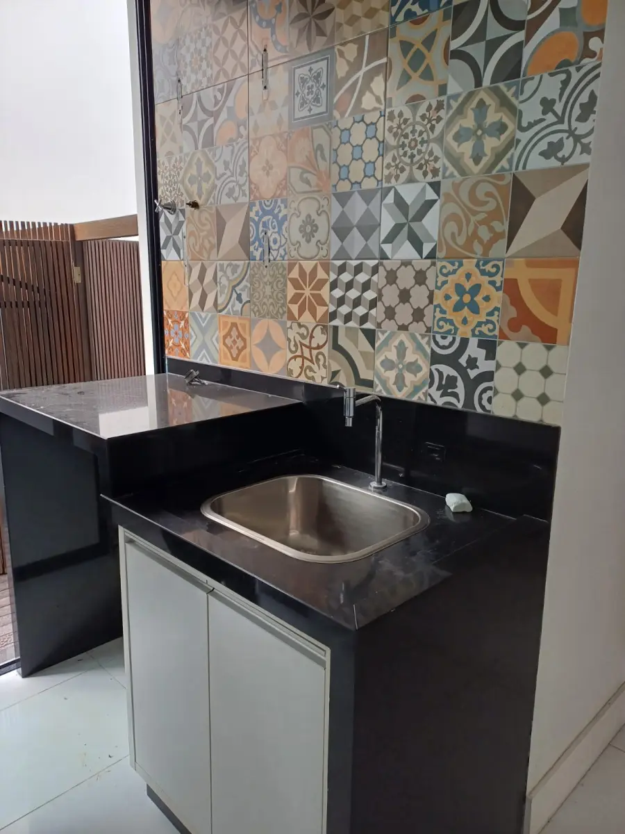 LOTE 011 - Casa de 444m2 , Condomínio Royal Garden- Joinville/ SC.