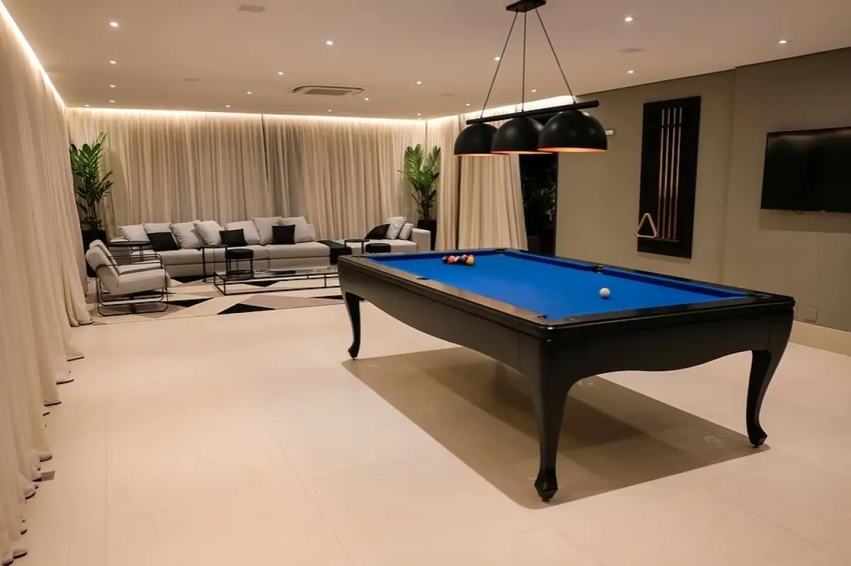 LOTE 0002 - Apartamento de n°1112, 11º pavimento, do Residencial Plaza Monet e suas garagens