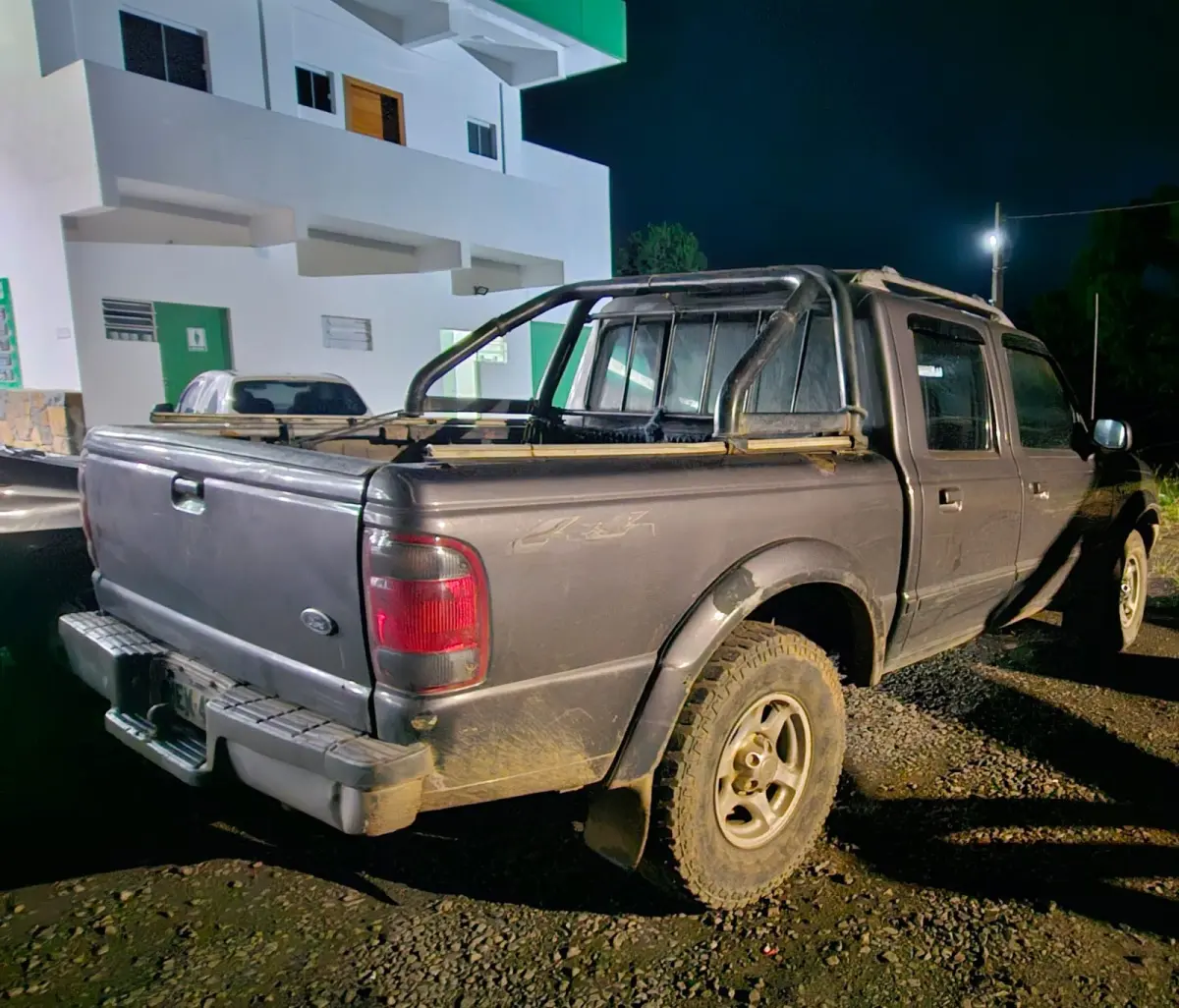 LOTE 001 - I/FORD RANGER XLT 13D/ 1999/2000/diesel/ carroceria aberta/ cabine dupla/Placas: NEK4783, RENAVAM: 139450947