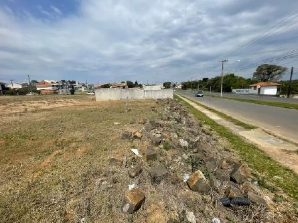LOTE 006 - Terreno 437,65 m², na Avenida Presidente Getúlio Vargas, S/N, Lagoa em Irati/PR,