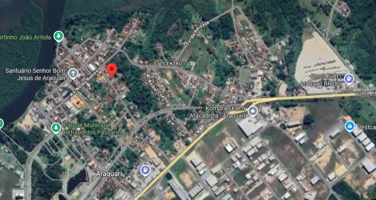 LOTE 001 - Casa de apro. 220m², Rua Fancisco  Hreisemnou,  79,  Centro,  Araquari/SC.