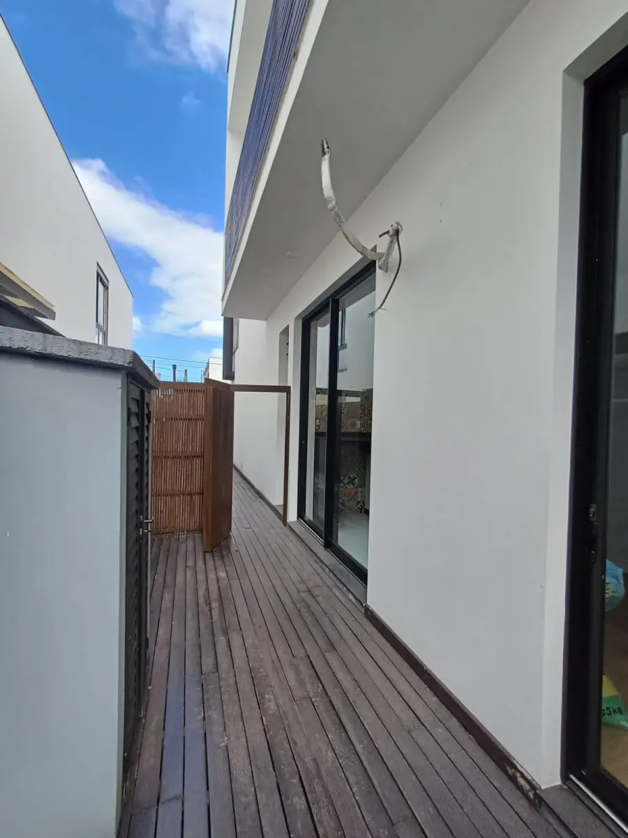 LOTE 011 - Casa de 444m2 , Condomínio Royal Garden- Joinville/ SC.