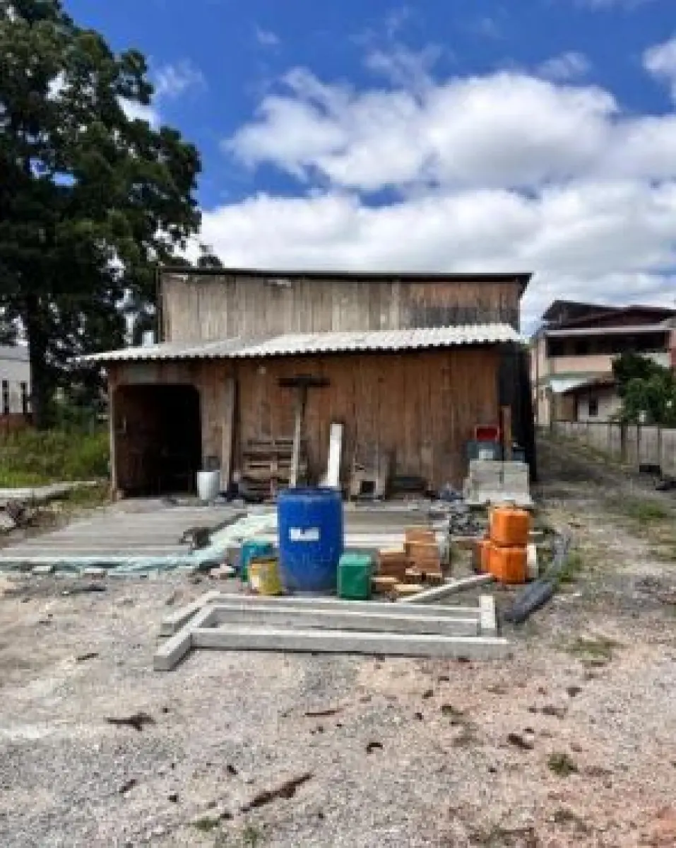 LOTE 001 - Terreno de 1.750,00 m², na RODOVIA EDGARD ANDRADE GOMES, 700, Guamirim, em IRATI / SC,