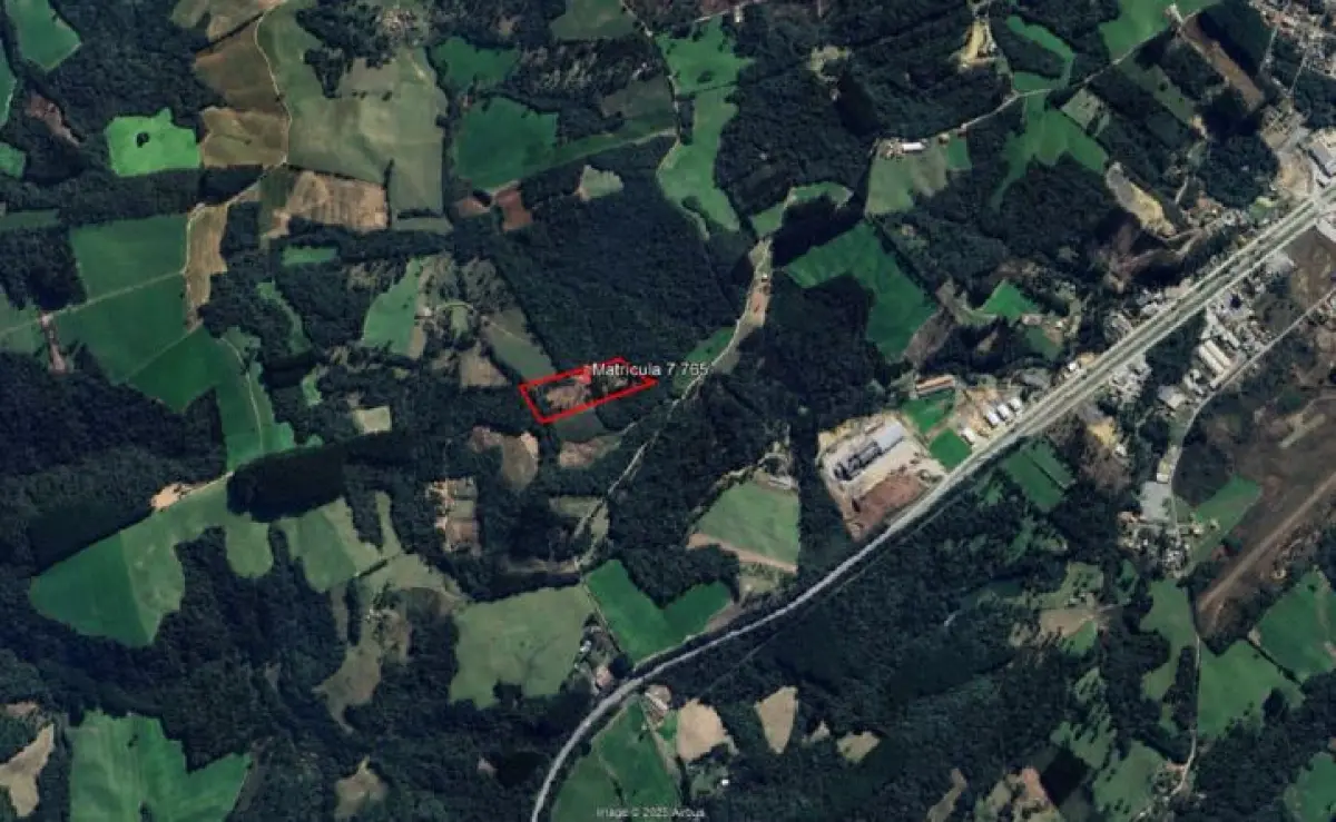 LOTE 001 - Terreno de 31.632,000 m², localizado na Estrada geral, S/N, Bairro Vila Nova