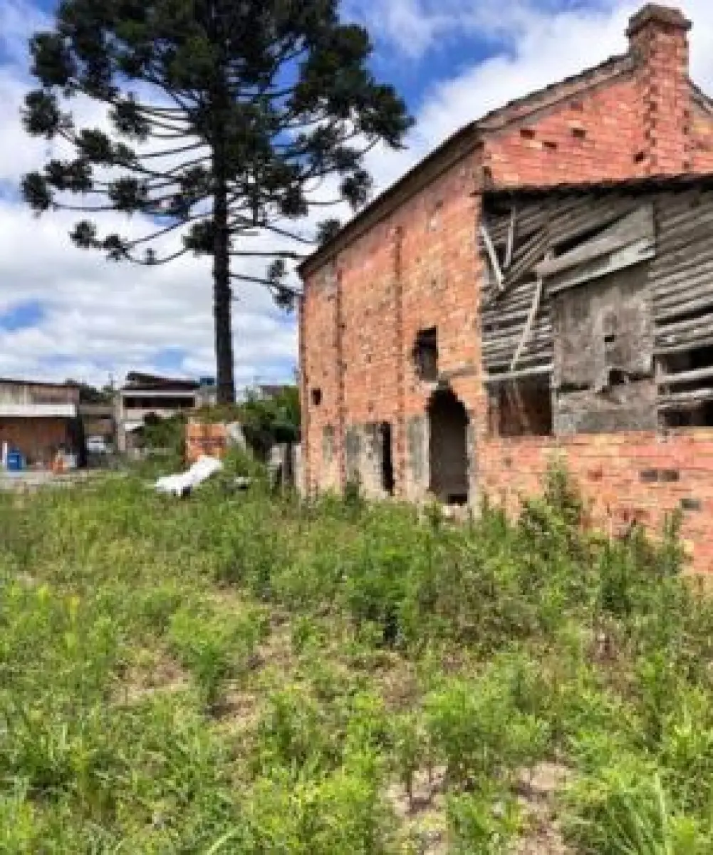 LOTE 001 - Terreno de 1.750,00 m², na RODOVIA EDGARD ANDRADE GOMES, 700, Guamirim, em IRATI / SC,