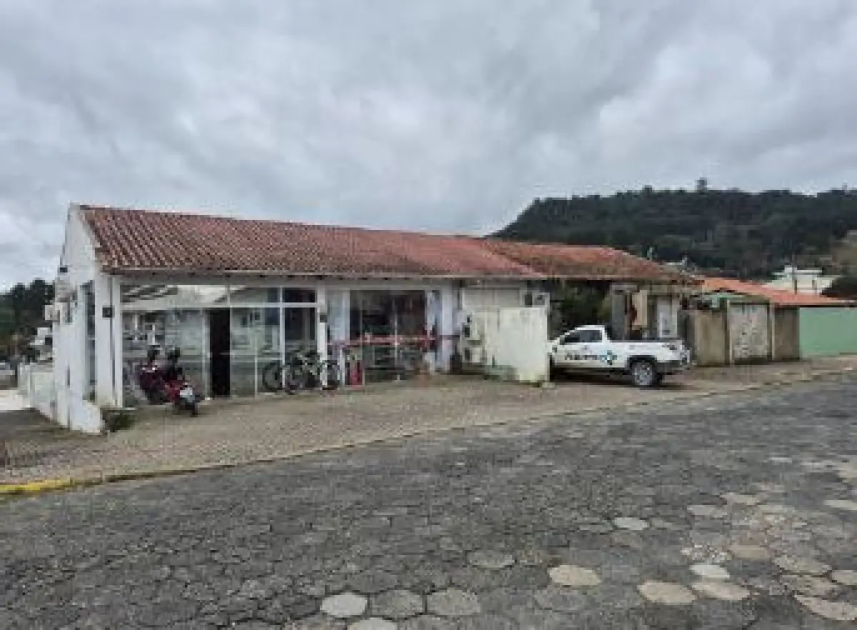 LOTE 001 - Imóvel na Rua Irineu Bornhausen e Rua Ludwina Sens, S/Nº, Santo Antonio, em Ituporanga/SC,