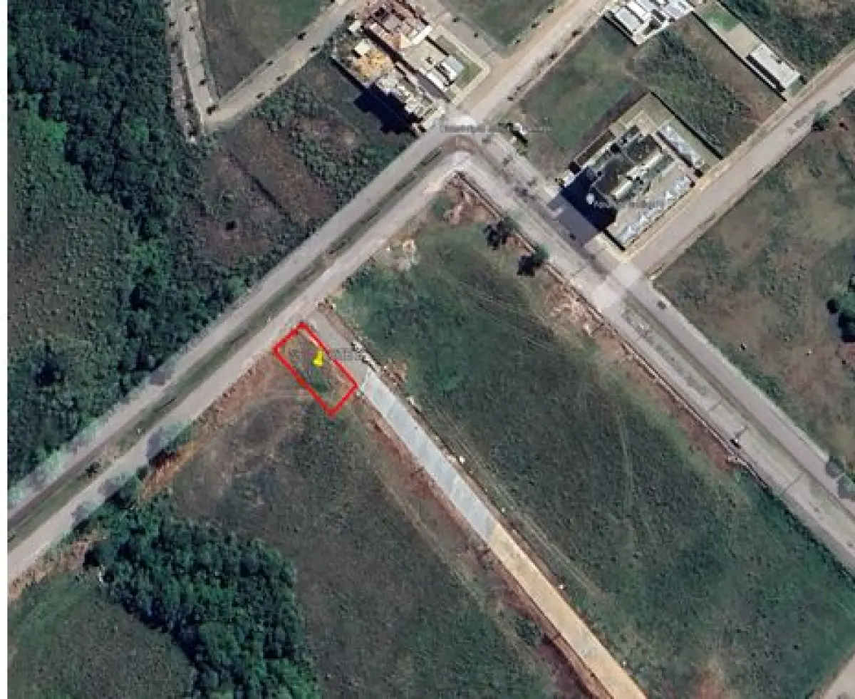 LOTE 002 - Terreno de 456,40 m², situado na esquina entre a avenida Batista Bonoto Sobrinho e rua Olavo Bilac, S/Nº, lote nº 37, bairro São Vicente, cidade de Santiago/RS