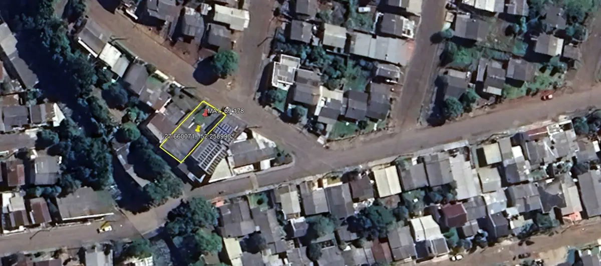 LOTE 010 - Casa na  Rua Estevão T. Resende e Rua Lourenço Schwab, N°66,  Petit Vilage, em Erechim / RS