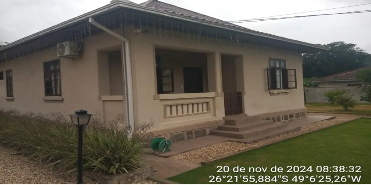 Casa no Bracinho (foto 4 de 4)