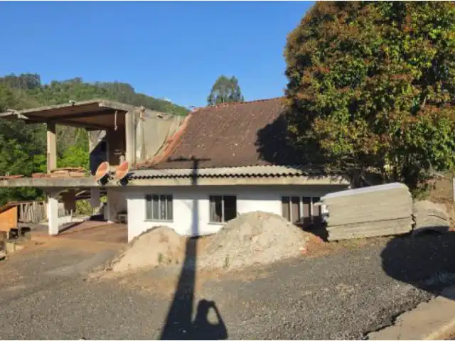 Leilão União Catarinense Consórcio- 1ª Praça- Casa Rua Miguel Alfredo Deves, Nº338, Bairro Centro, em Ibiracaré/SC,