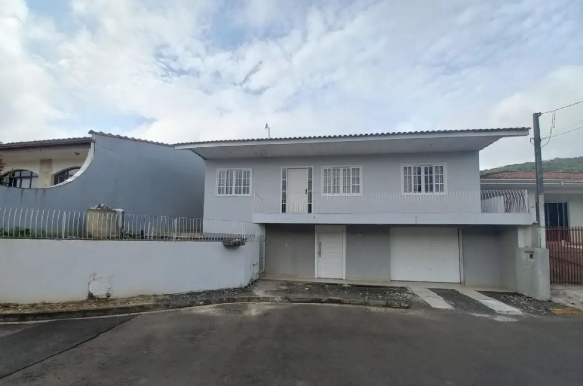 LOTE 001 - Casa na Rua Algacir Pires dos Santos, nº55, Bairro São Pedro, Porto União/SC