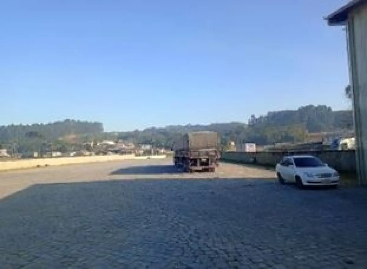 LOTE 001