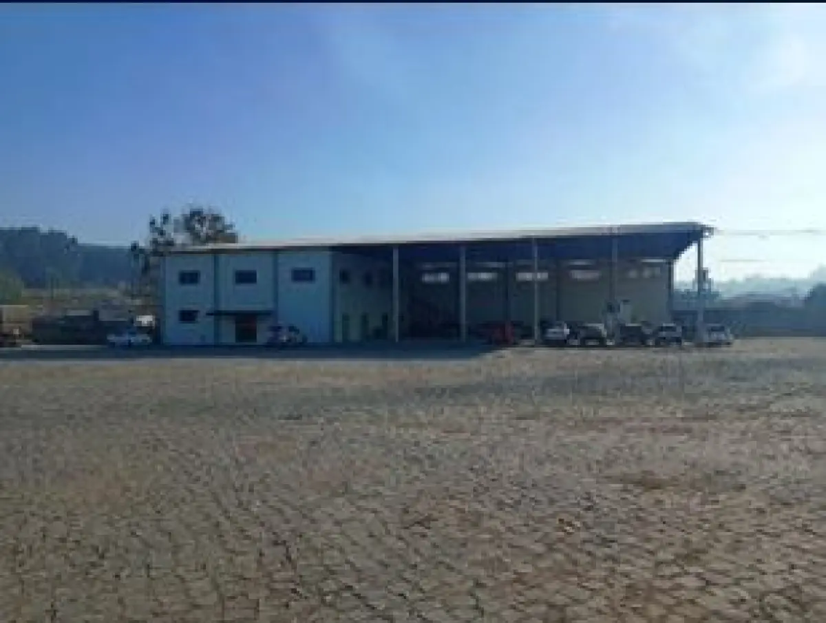 LOTE 001 - Imóvel as margens da BR-116 de 40.515,40m², em Mafra/SC.