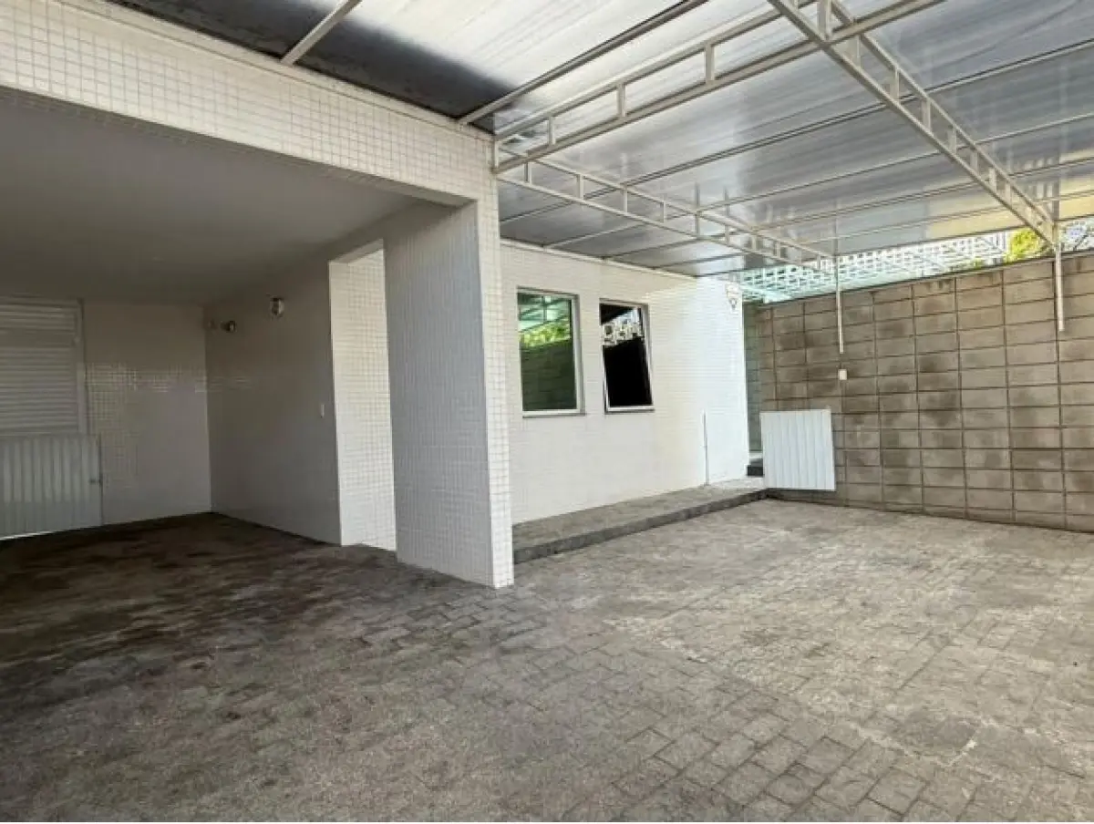 LOTE 001 - Imóvel comercial na Joe Collaço, nº 968 – Bairro Santa Mônica, Florianópolis – SC