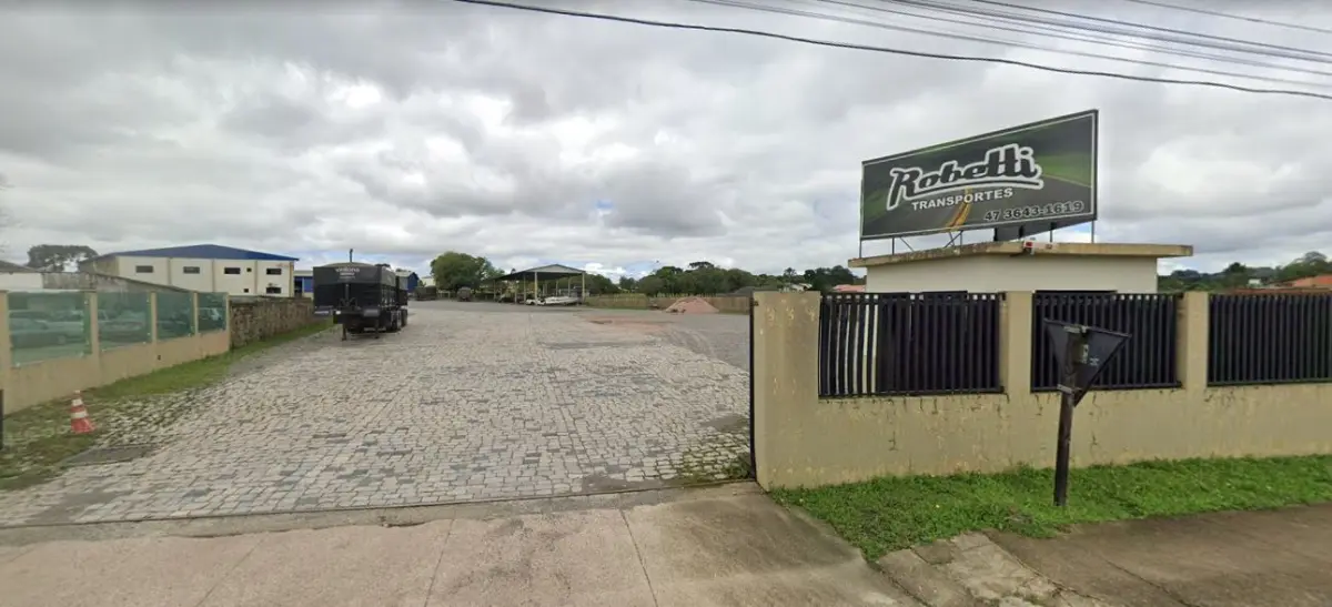 LOTE 001 - Imóvel as margens da BR-116 de 40.515,40m², em Mafra/SC.