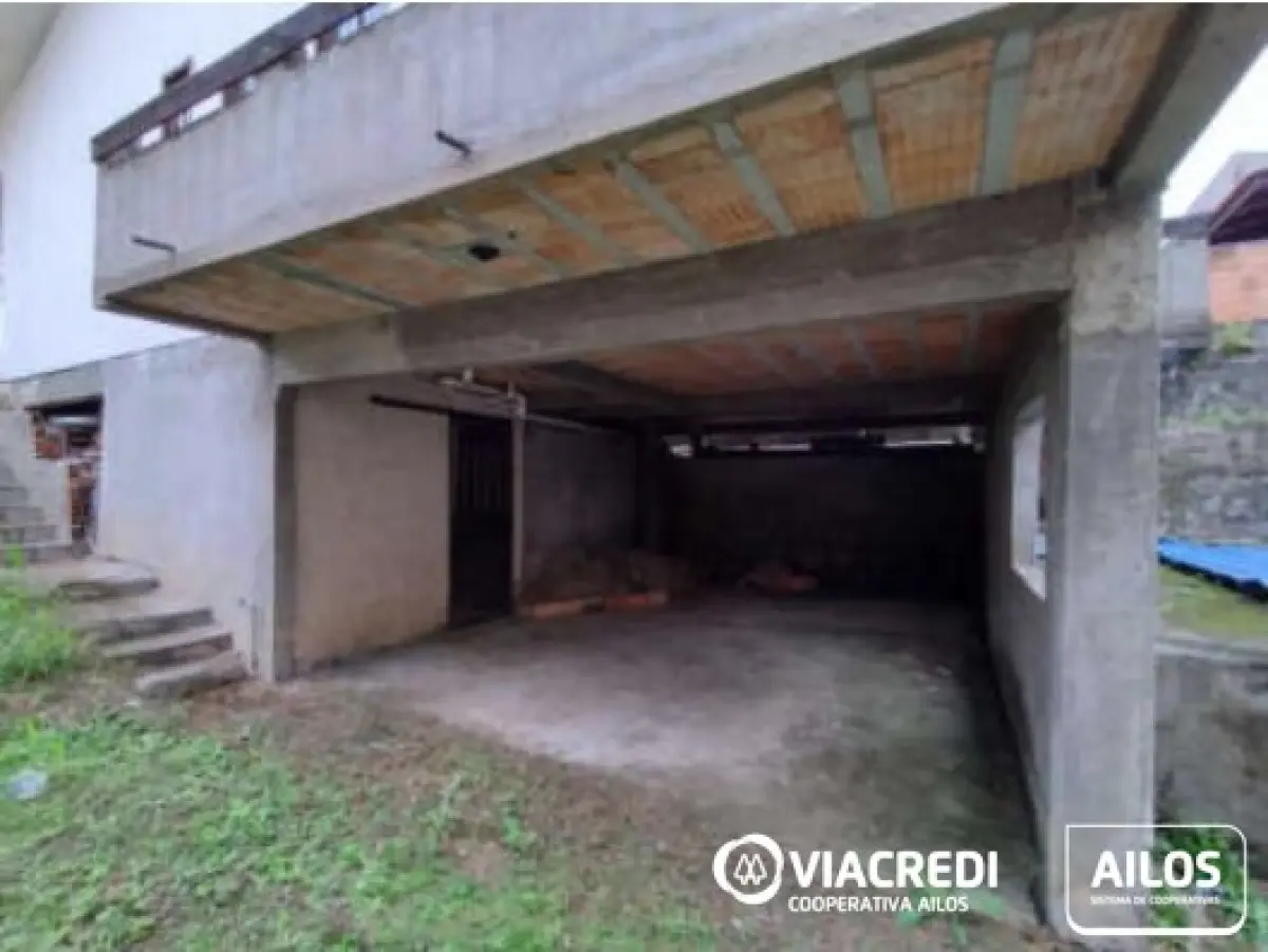 LOTE 001 - Imóvel na Rua Varsóvia, n° 183, lote 121, Loteamento Tapajós, bairro Tapajós, Indaial/SC.