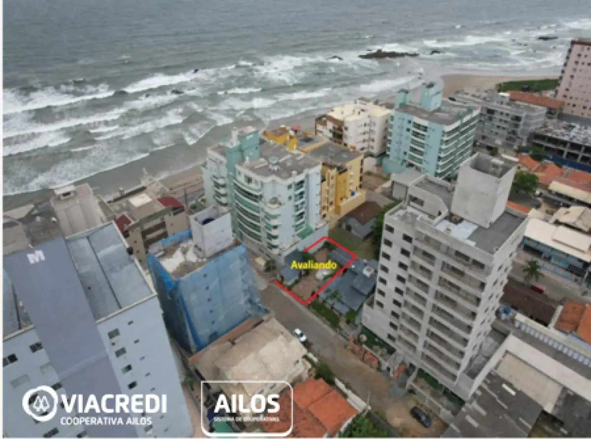 LOTE 001 - Imóvel residencial, aproximadamente 80m da praia de Gravata, Navegantes/ Sc.