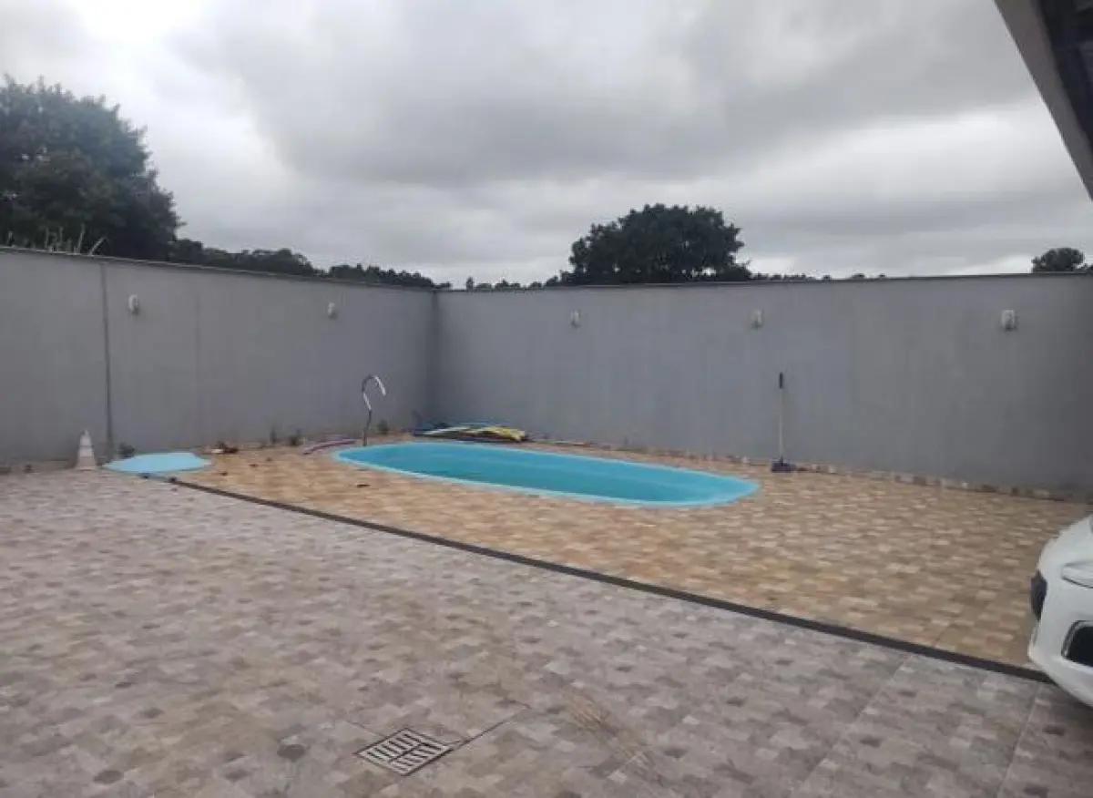 LOTE 011 - Casa na Rua Henrique Ligeski, 322, Uvaranas, em Ponta Grossa / PR.