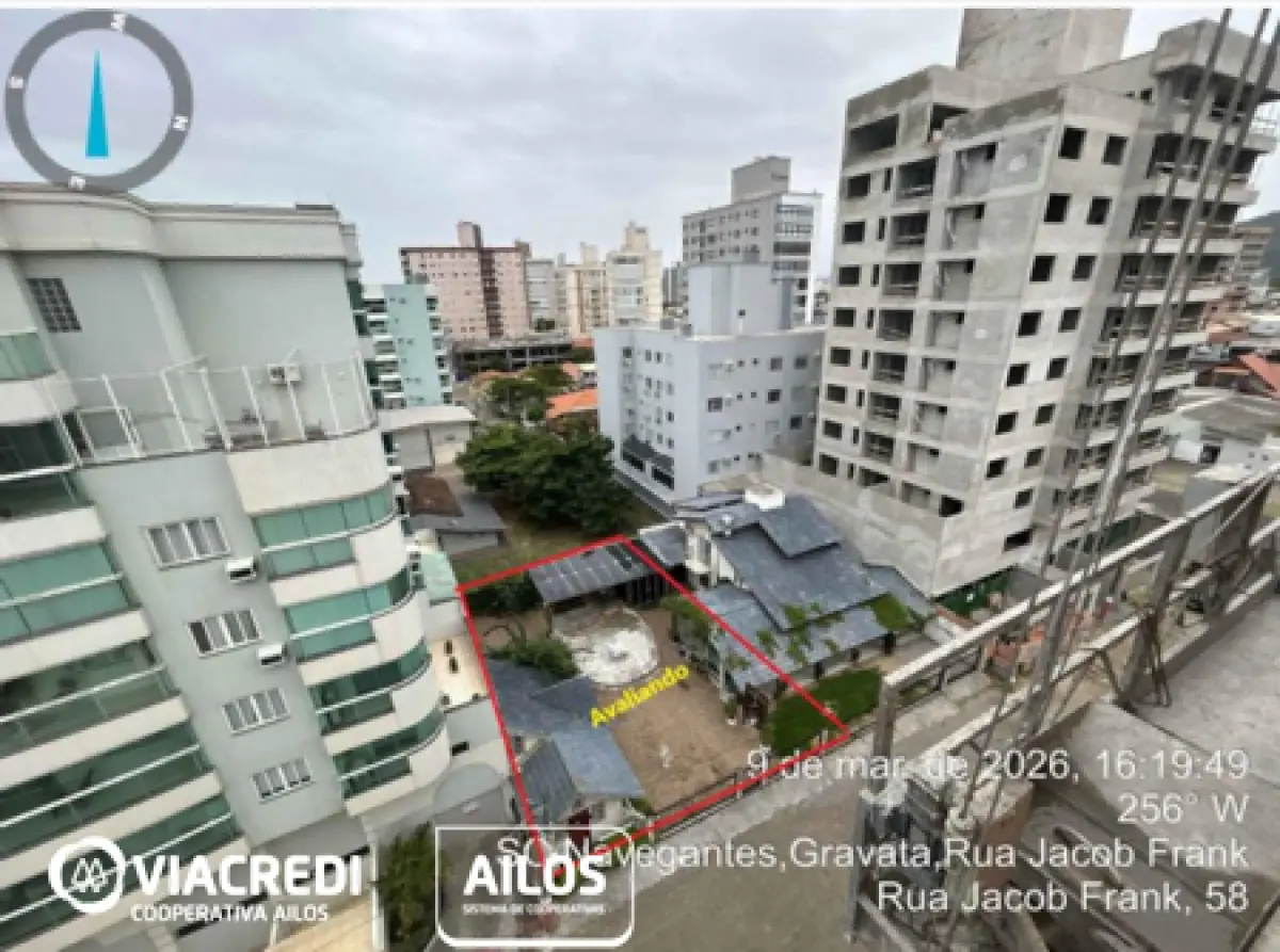 LOTE 001 - Imóvel residencial, aproximadamente 80m da praia de Gravata, Navegantes/ Sc.