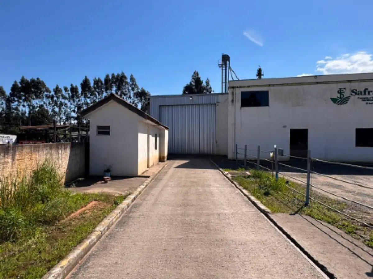 LOTE 001 - Galpão rodovia br-153, esquina com a avenida perimetral norte, Vila Cruzeiro, Rebouças/PR