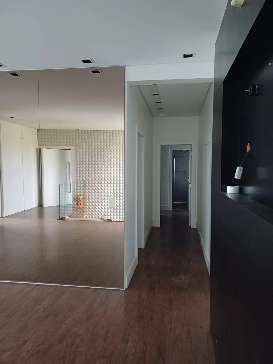 LOTE 008 - Casa de 444m², no Condomínio Royal Garden