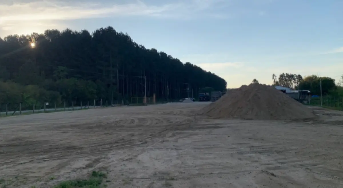 LOTE 001 - Dois imóveis em Rio Negrinho/Sc.