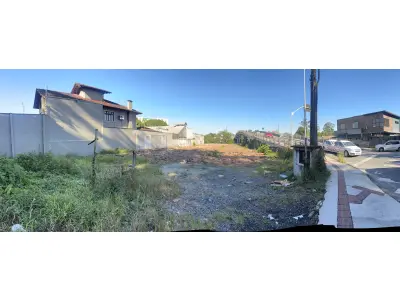 Terreno com área de 775,00m², com Galpão de aprox. 229,00m², Rua Aubé, 1246 - Boa Vista, Joinville/ SC.