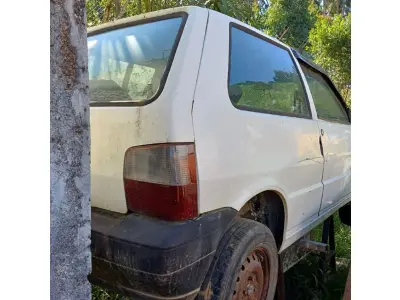FIAT/ Uno Mille Fire Flex/ placa: MDD3E85/ Renavam: 890020060/ Ano/ modelo/ 2006/ branco