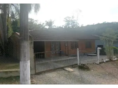 LOTE 0010 - Casa na Rua Joachim Parey Nº 24, Pedra de Amolar, Corupá/ SC.