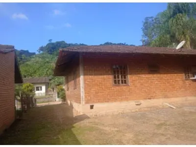 LOTE 0010 - Casa na Rua Joachim Parey Nº 24, Pedra de Amolar, Corupá/ SC.