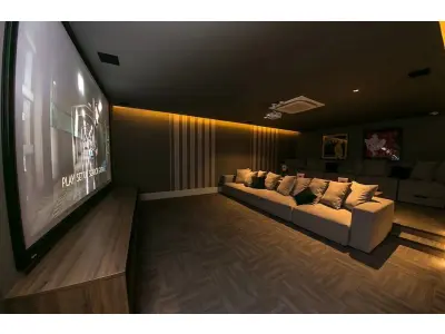 LOTE 0002 - Apartamento de n°1112, 11º pavimento, do Residencial Plaza Monet e suas garagens