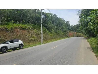 LOTE 004 - Dois imóveis Urbanos, na Estrada do Bananal, Guaramirim/SC.