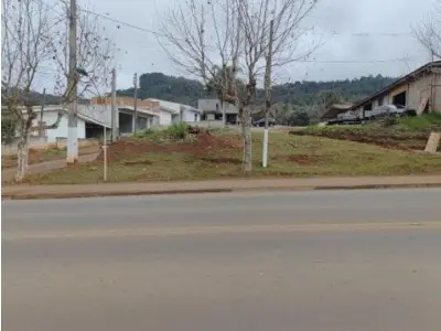 LOTE 001 - Imóvel de 536,19 m²,  às margens da PR-170, Lote nº 10-D, Vila Mariana, em Bituruna/PR