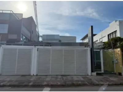 LOTE 001 - Imóvel comercial na Joe Collaço, nº 968 – Bairro Santa Mônica, Florianópolis – SC