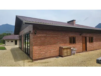 LOTE 007 - Casa Residencial na Rua Marechal Castelo Branco, bairro Bracinho, em Schroeder - SC