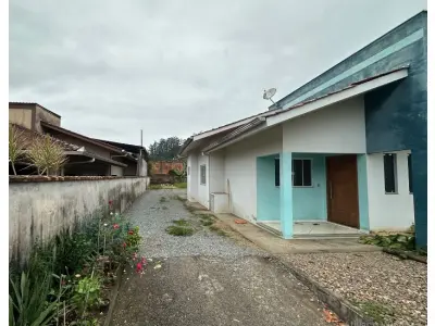 LOTE 001 - Casa na Rua Ervino Emilio Moreira, Nº77, Bairro Seminário, em Corupá/SC
