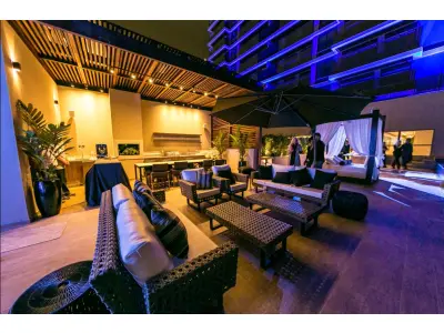 LOTE 0001 - Apartamento de n°1011, 10º pavimento, do Residencial Plaza Monet e suas garagens