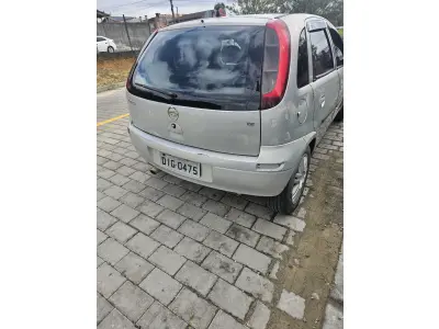 LOTE 001 - GM/CORSA HATCH, PLACAS DIG-0475; FABRICAÇÃO/MODELO 2002/2003; RENAVAM 788428357; COR PRATA