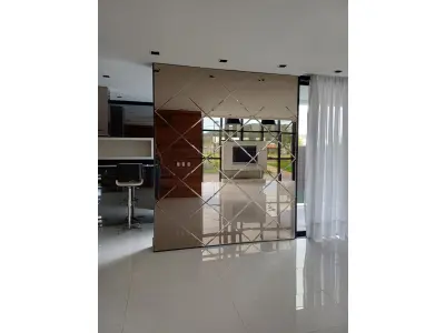 LOTE 011 - Casa de 444m2 , Condomínio Royal Garden- Joinville/ SC.