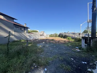 Terreno com área de 775,00m², com Galpão de aprox. 229,00m², Rua Aubé, 1246 - Boa Vista, Joinville/ SC.