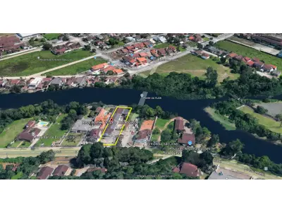 Terreno com área de 775,00m², com Galpão de aprox. 229,00m², Rua Aubé, 1246 - Boa Vista, Joinville/ SC.