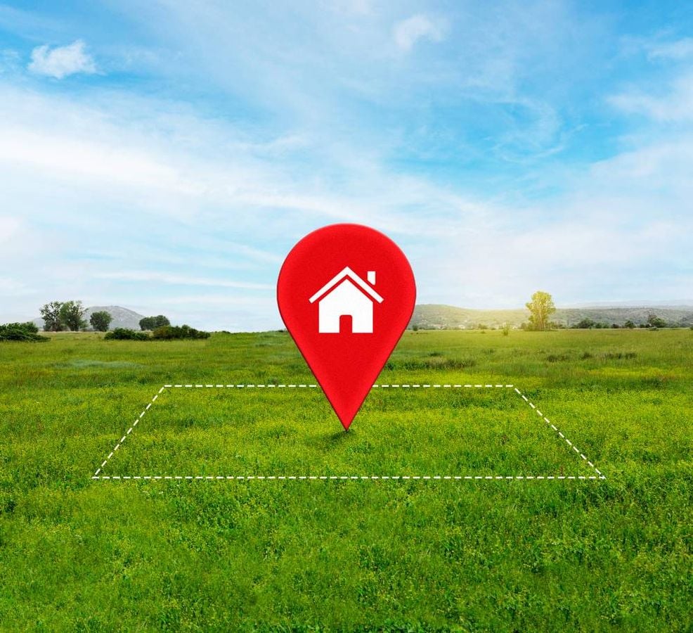 Leilão 1ª Vara Curitibanos- 1ª Praça- Uma fração ideal de terreno rural, com a área de 14.116,66 m² , em Fraiburgo.