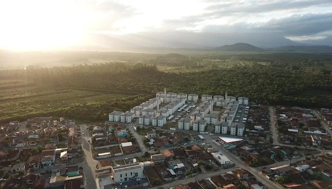 Apartamento 41 Do Residencial Engª. Rúbia Kaiser- Sub Condomínio B- Bloco 02, localizado em Joinville - SC