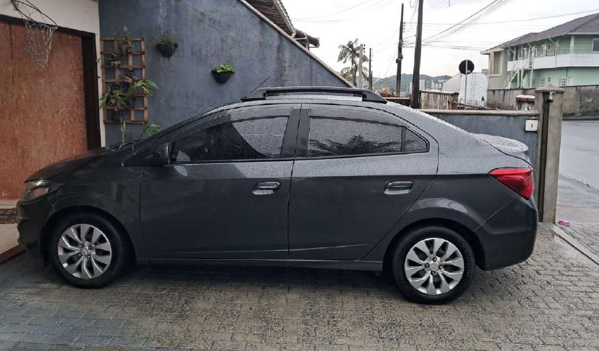 1ª VT Joinville- 1ª Praça- QHV1589, SC CHEV/ PRISMA  1.4 MTLT, 2016/2017, Cinza.